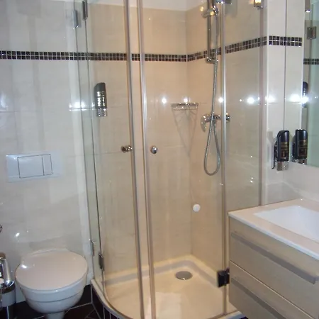 Alt - Tegel 3* Berlin