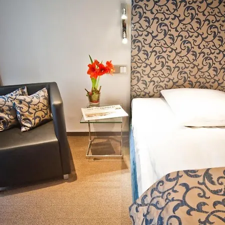 Hotel Alt - Tegel Berlino