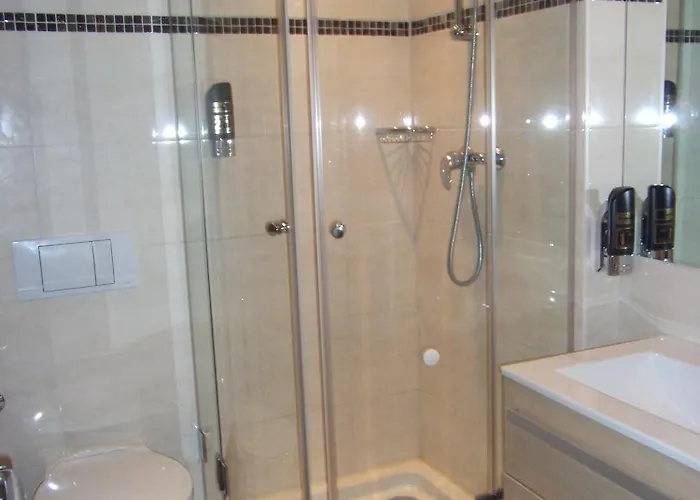 Alt - Tegel 3* Berlín