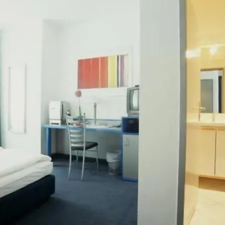 Hotel Alt - Tegel Berlín